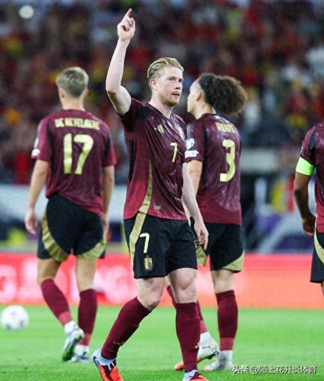 大比分获胜引发热议!,德布劳内在利物浦比赛中出色防守赛场气氛高涨的简单介绍 大比分获胜引发热议!,德布劳内在利物浦比赛中出色防守赛场气氛高涨的简单介绍