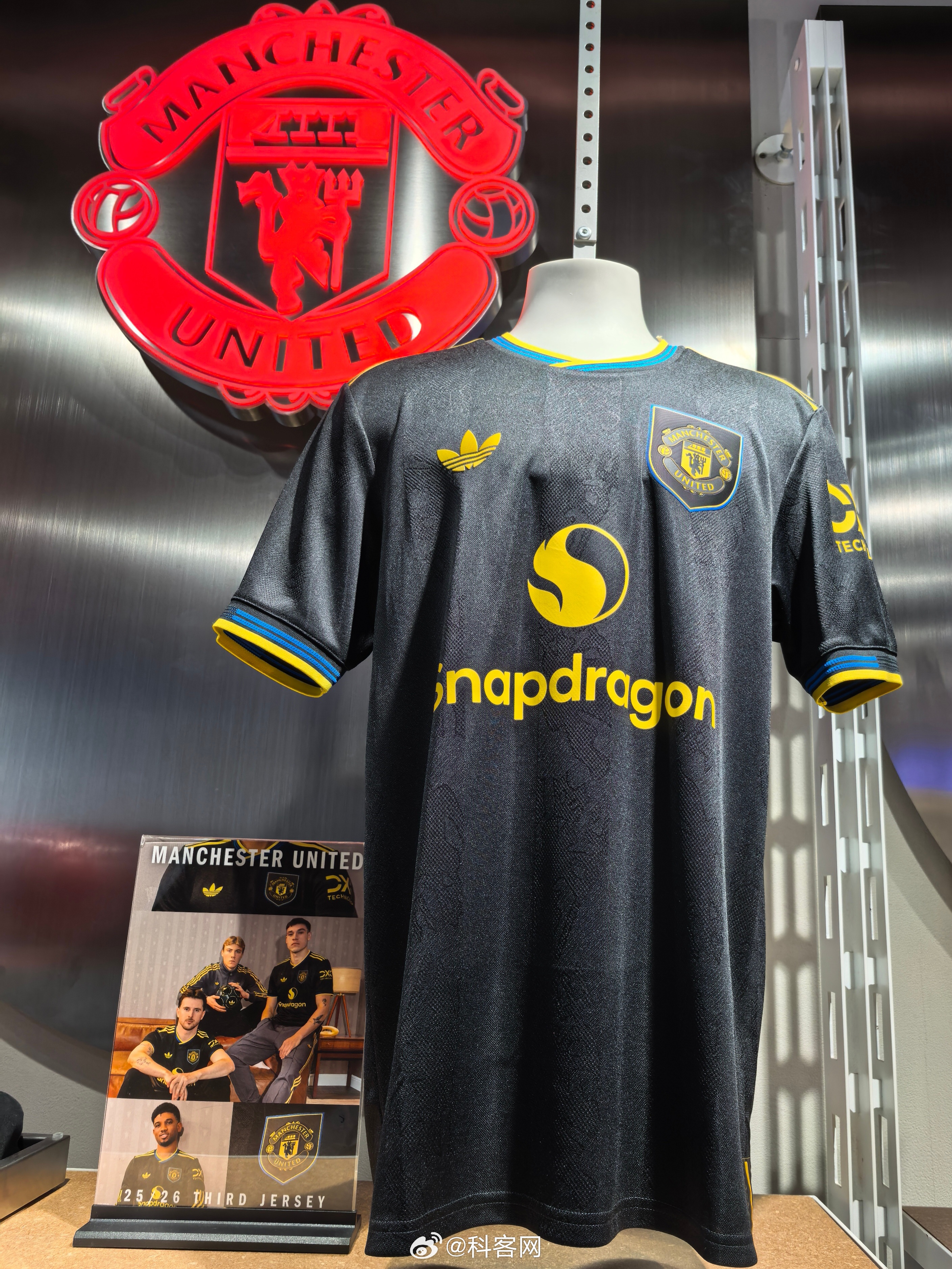 国际比赛日曼联调整名单以备全明星赛，复出首秀环节打磨，话题不断，资深球员宣示担当的简单介绍-爱游戏